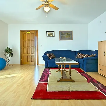 Tatil Evi Klimatisiertes Maria Mit Pool Bei