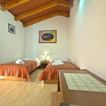 Tatil Evi Klimatisiertes Maria Mit Pool Bei