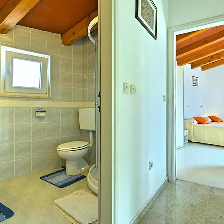 Klimatisiertes Maria Mit Pool Bei Tatil Evi