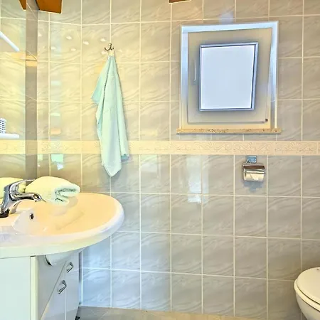 Tatil Evi Klimatisiertes Maria Mit Pool Bei Poreč